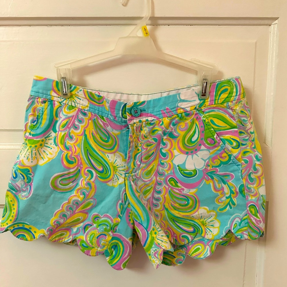 Lilly Pulitzer Paisley Print Size 2 Buttercup Shorts